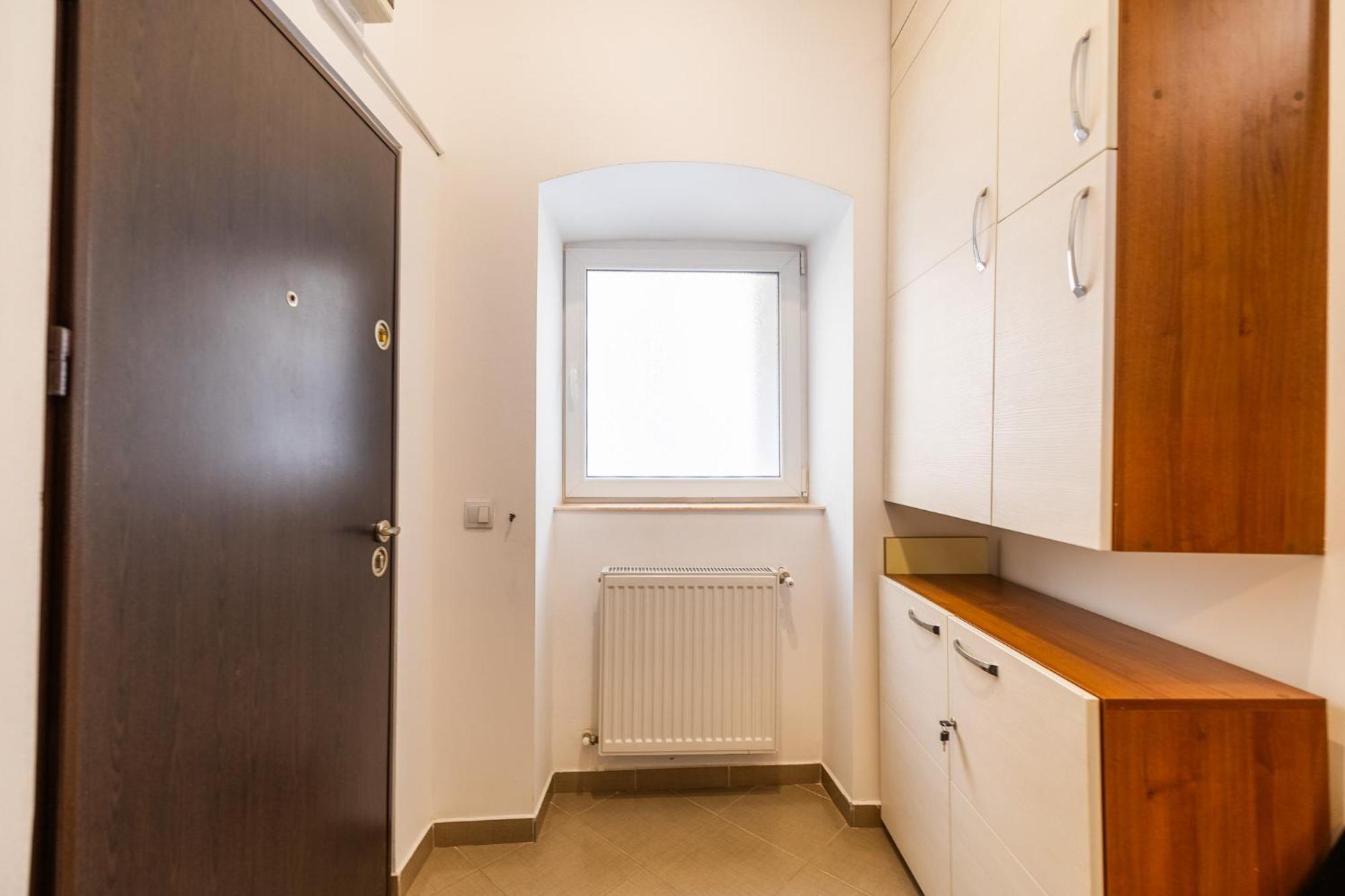 Ultracentral 2 * Brasov